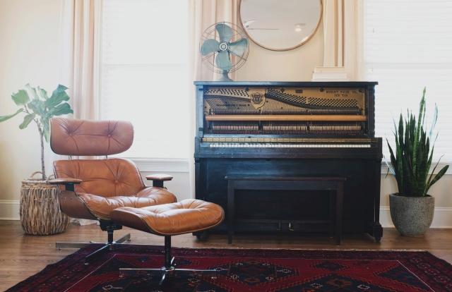 Why Is Moving a Piano So Difficult?