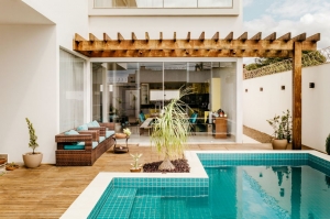 4 Useful Pool Maintenance Tips During Winter Months 4 Useful Pool Maintenance Tips During Winter Months
